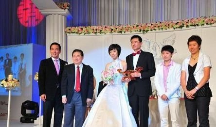 福原爱张怡宁2008 福原爱如何评价张怡宁