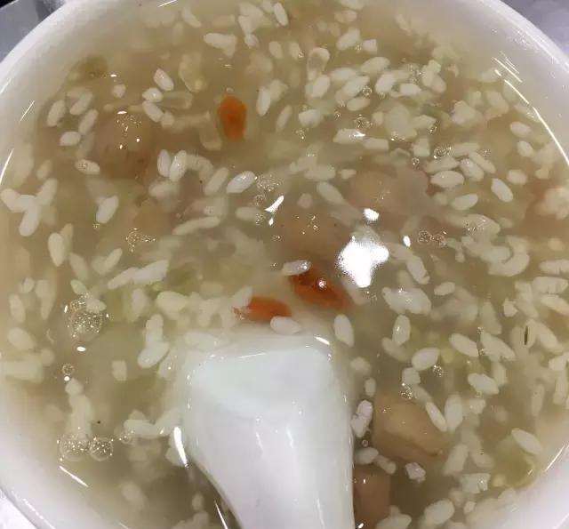 西安回民街有哪些好吃的?