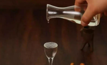 喝酒怎么幫助解酒 喝了酒可以喝純牛奶嗎