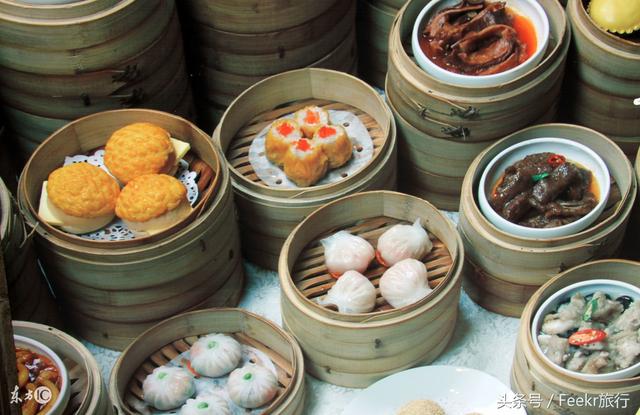 到上海旅游，必须要品尝的传统特色小吃有哪些？