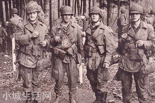 二戰(zhàn)結(jié)束后德國其實還有700萬軍隊,為何那么順利的投降了?
