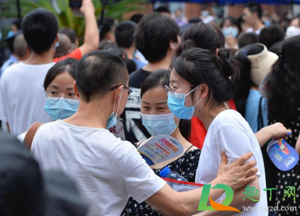高考穿耐克鞋好不好 2021高三考生有必要穿耐克鞋高考吗