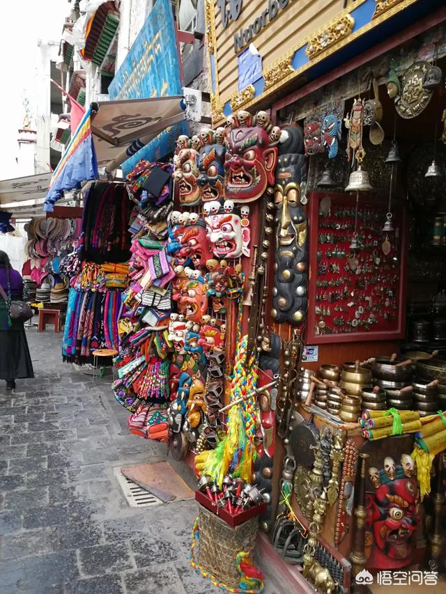 旅游旺季成都出发去西藏旅游大概多少钱一个人？