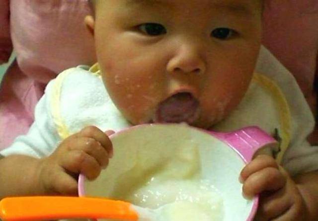 婴儿米粉怎么吃才是正确? 婴儿米粉怎么吃