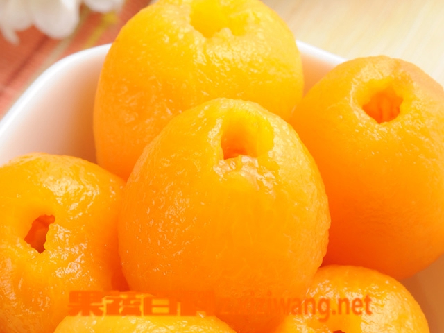 糖水枇杷罐头制作步骤
