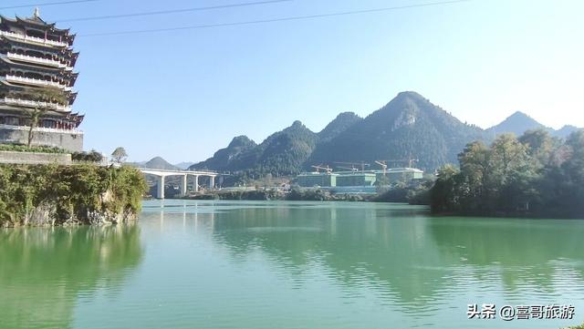 想去贵州铜仁旅游,有什么景点、小吃推荐?