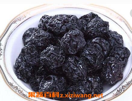 乌梅玫瑰花泡水喝的作用与功效