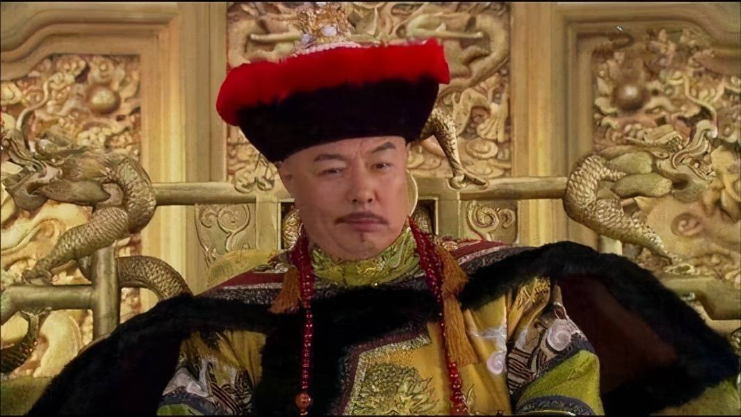 乾隆的尸骨还在地宫吗 纪晓岚怎么死的
