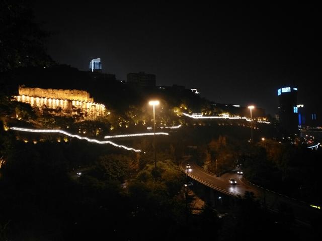 重庆旅游，有哪些地方比较好玩？