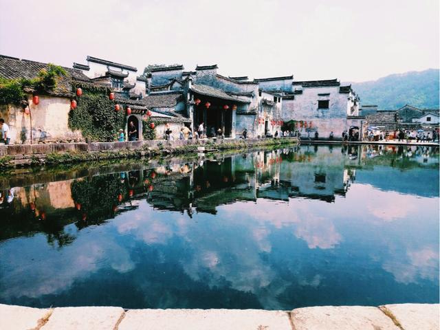 有哪些适合居住一周的旅游小镇？