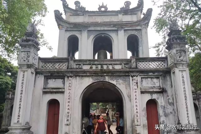 去越南旅游一个人玩一个月需要多少人民币？