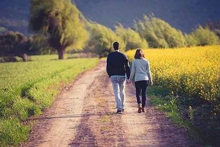 结婚后生了大病，以后不敢生孩子，需要跟老公离婚吗？