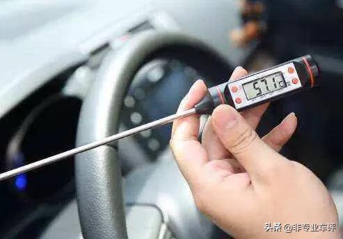 在车内睡觉会窒息死亡吗？车是熄火状态，窗户关闭的？