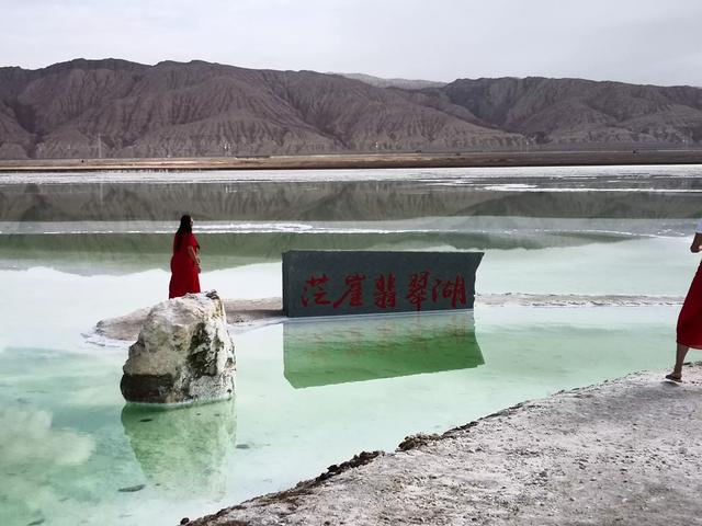 水上雅丹魔鬼城在哪里,值得去吗?