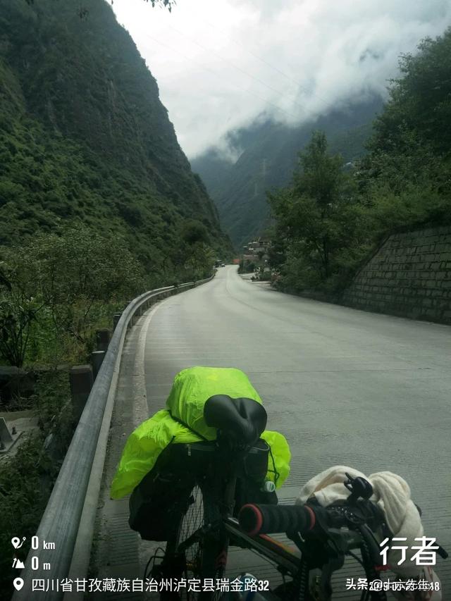 走过川藏线的,可不可以把你出发的日期和路上的风景留下!纪念曾经的青春?