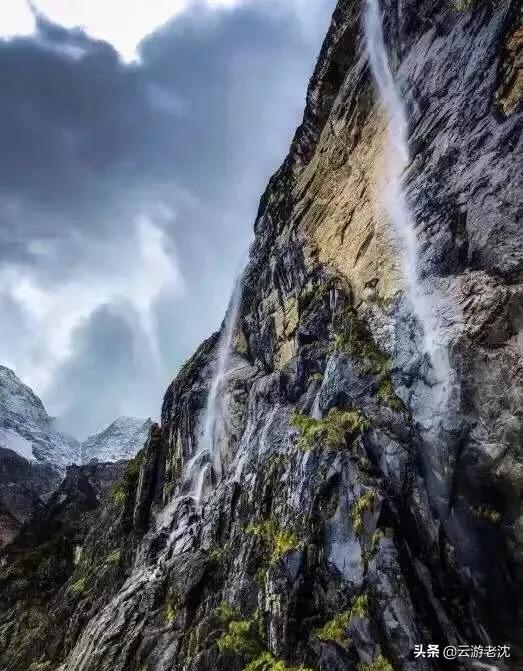 如果让你选择，你会选择去云南的哪个地方旅游？