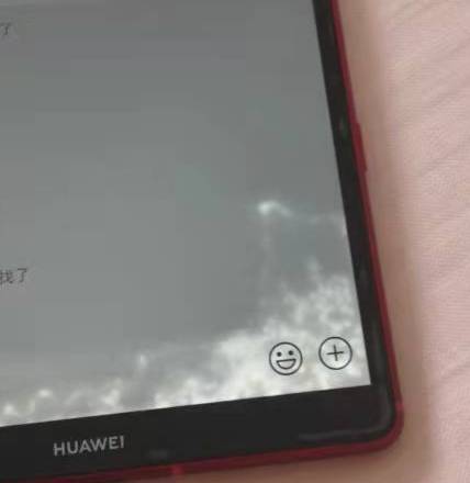 手机掉水里没关机一切正常 手机进水了怎么处理