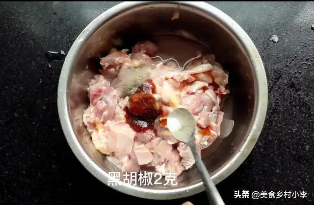 鸡肉怎么做嫩滑爽口？