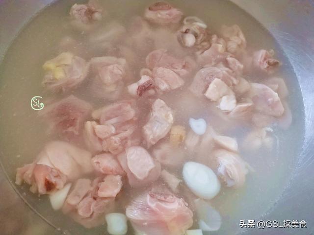 鸡肉怎么做嫩滑爽口？