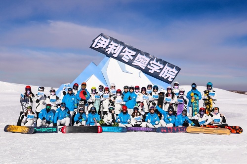 中国健儿持续闪耀赛场!双奥企业伊利助力中国冰雪闪耀