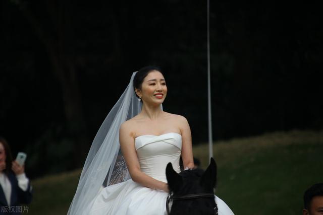 拥有一张娃娃脸的女生是什么体验?