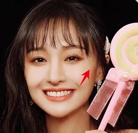 女生的脸上有哪些特征会很有“少女感”?