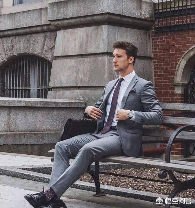 如何穿衣才能得到别人所说的高级感?