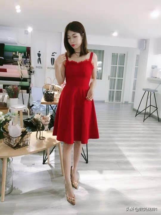 女生脚小,该怎么穿高跟鞋?