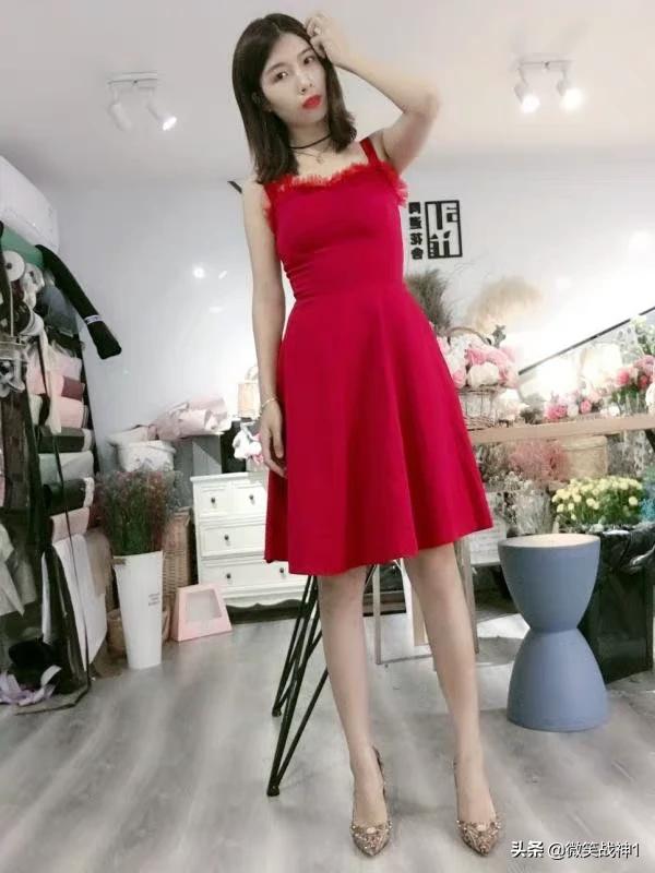 女生脚小,该怎么穿高跟鞋?