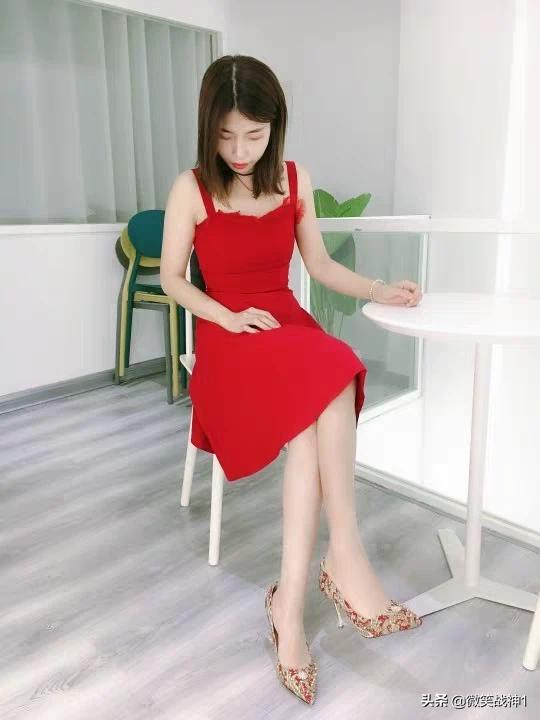 女生脚小,该怎么穿高跟鞋?