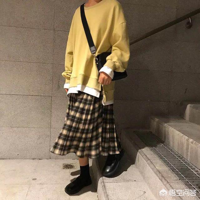 卫衣与裙子怎么搭配好看？
