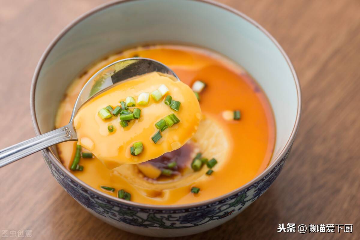 蒸鱼豉油先放还是后放 蒸鱼豉油怎么用