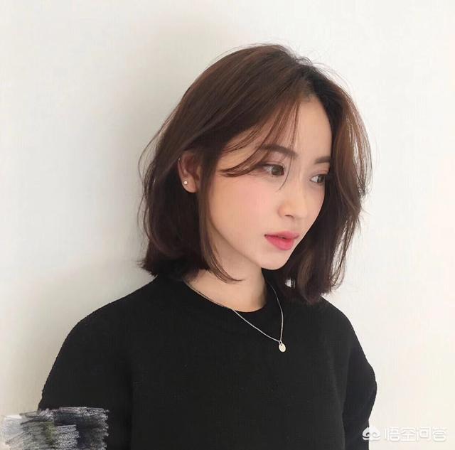 国字脸剪什么样的短发减龄?