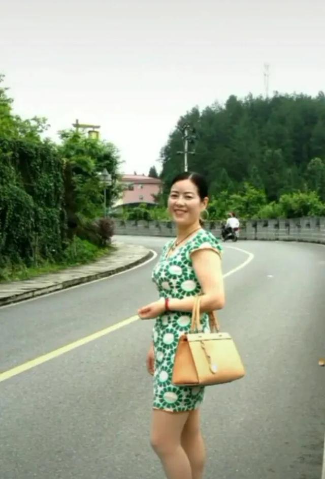 你觉得四十岁的女人最好的状态是什么样的?