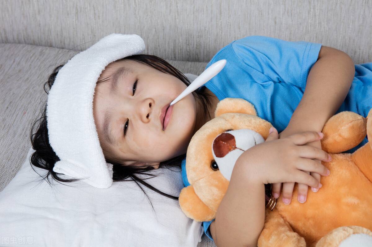 吃了美林半个多小时不退烧怎么办 婴儿发烧怎么办