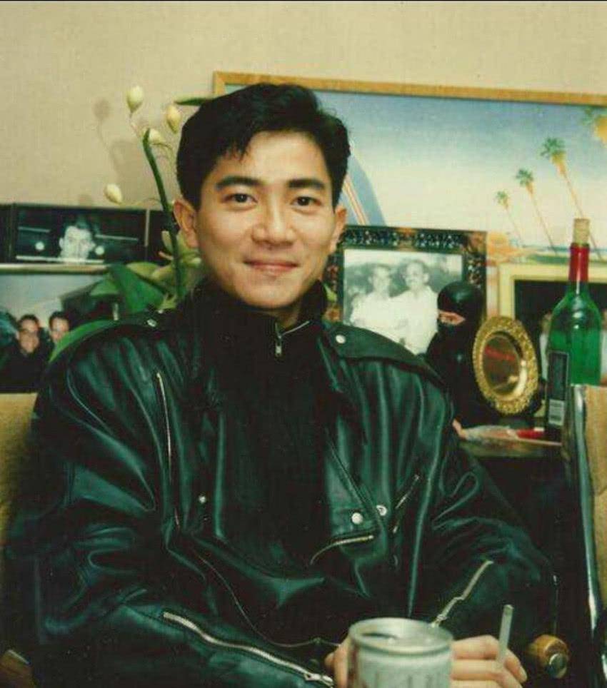 翁静晶 陈百强怎么去世的