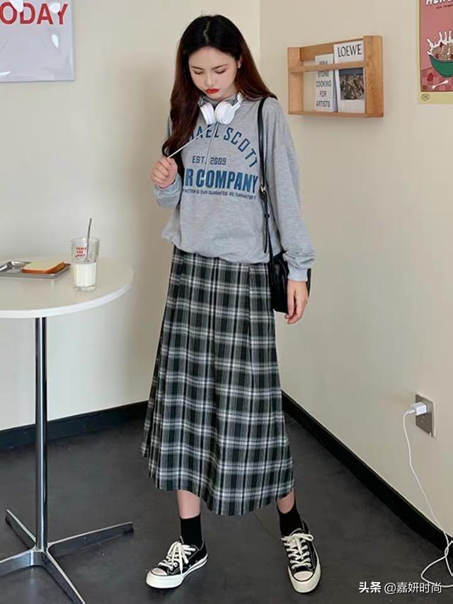 高个子女生腿粗怎么选下装?
