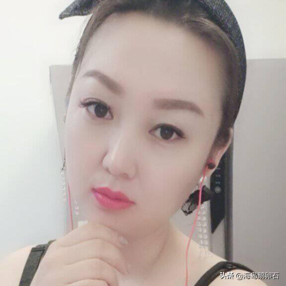 女人打扮得漂亮点好还是朴实点好?