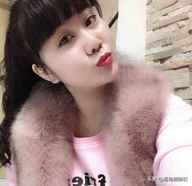 女人打扮得漂亮点好还是朴实点好?