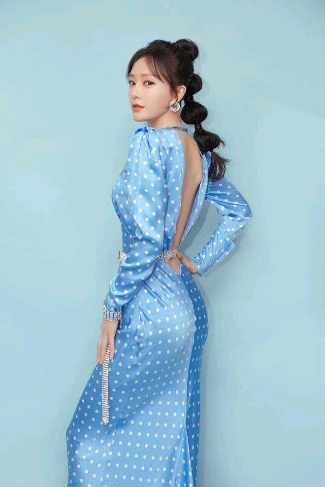 你会怎么搭配波点设计元素?