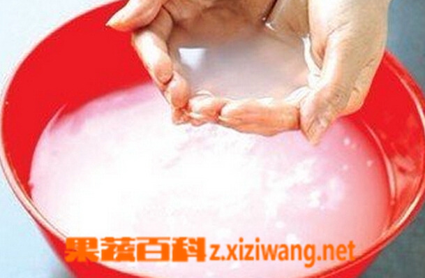 淘米水洗脸好吗 淘米水洗脸的好处有哪些