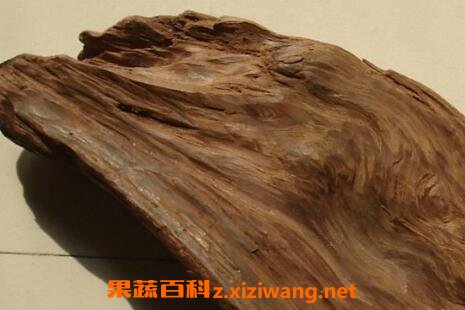 如何鉴别沉香木 沉香木的鉴别方法与技巧