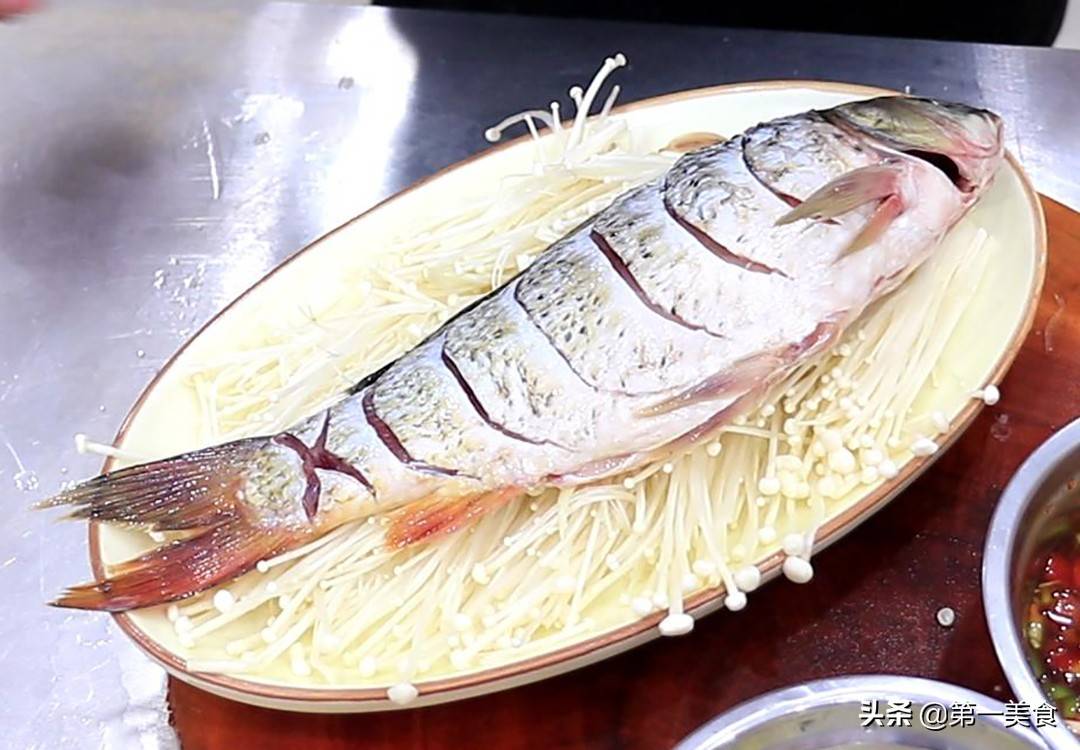 如何蒸鱼好吃又简单 鱼怎么蒸