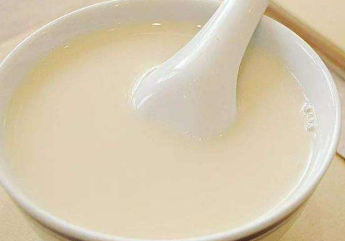 三个人喝豆浆要放多少黄豆,一量杯黄豆要放多少水