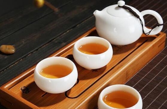 白瓷茶具的优劣 白瓷茶具怎么辨别质量