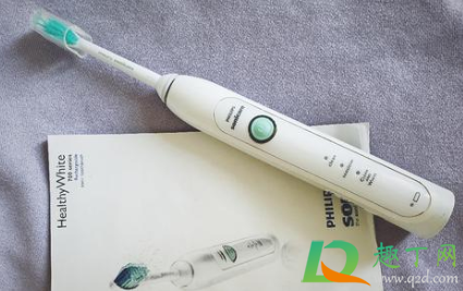 电动牙刷充电多久可以用