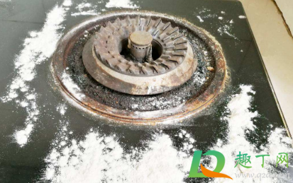 灶台上的黑垢怎么去除