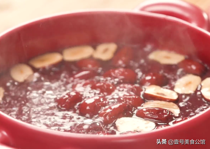 吃了当归煮鸡蛋月经量很多 当归蛋煮多久