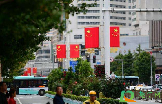 国庆节为什么要插国旗