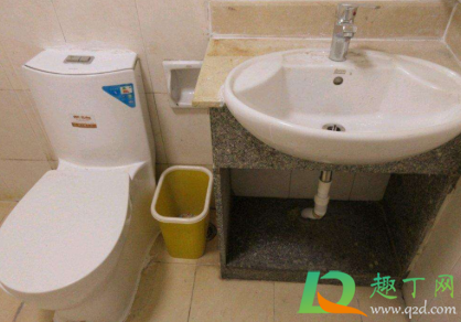 马桶s弯污垢很厚怎么去除